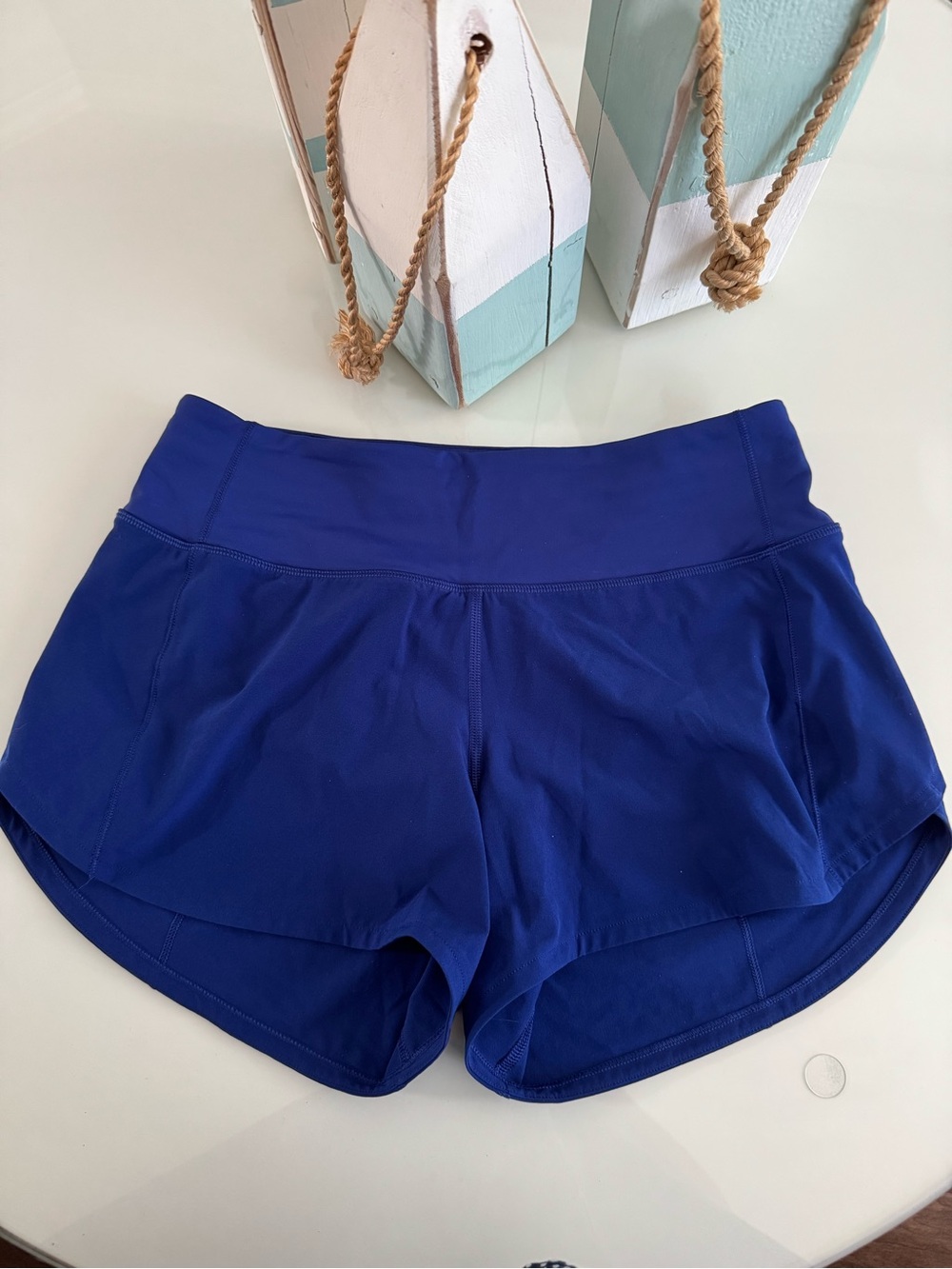 Lululemon Speed Up Mid-Rise Short,  Long *4" Updated Fit
Larkspur size 4